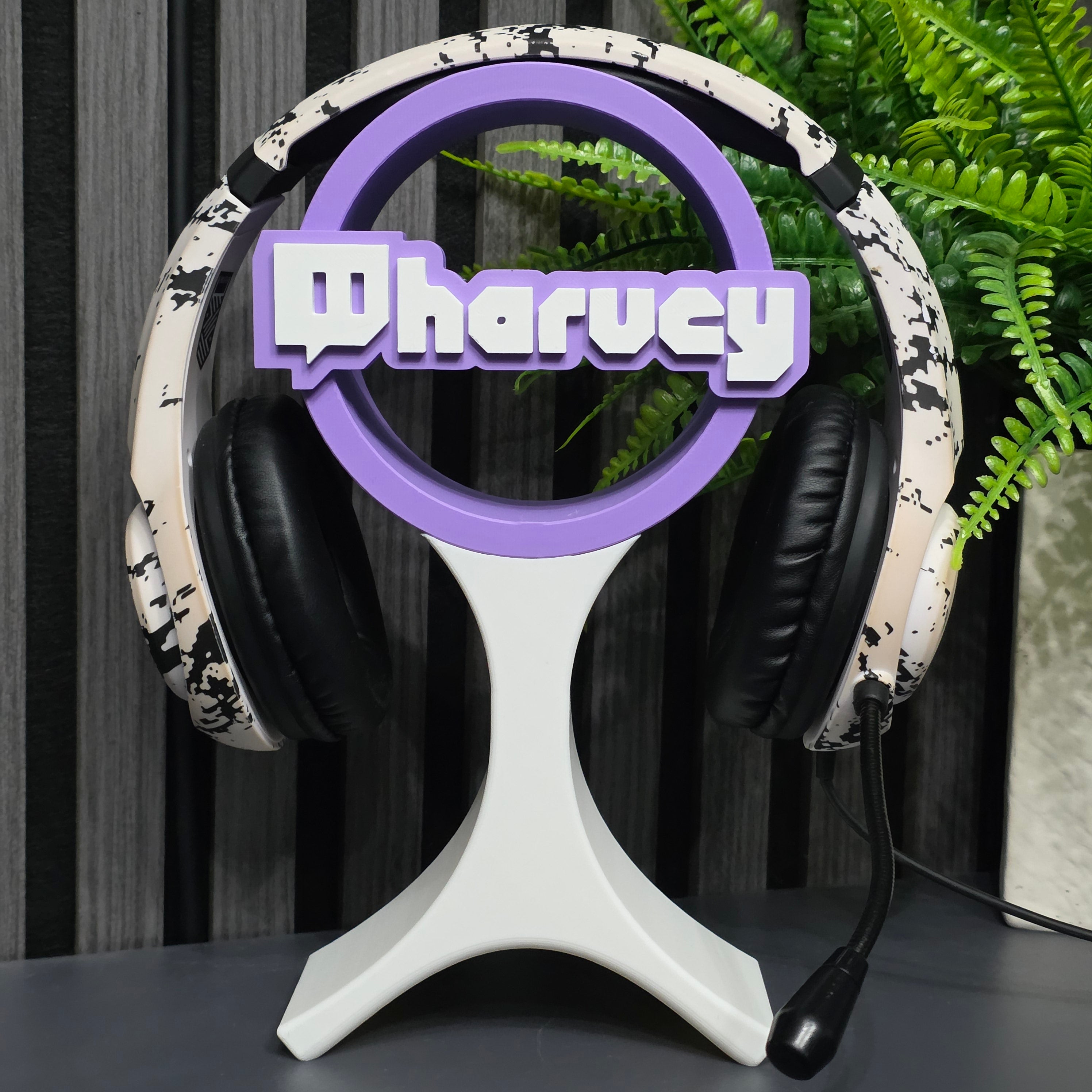 Personalised Headset/Controller Holder