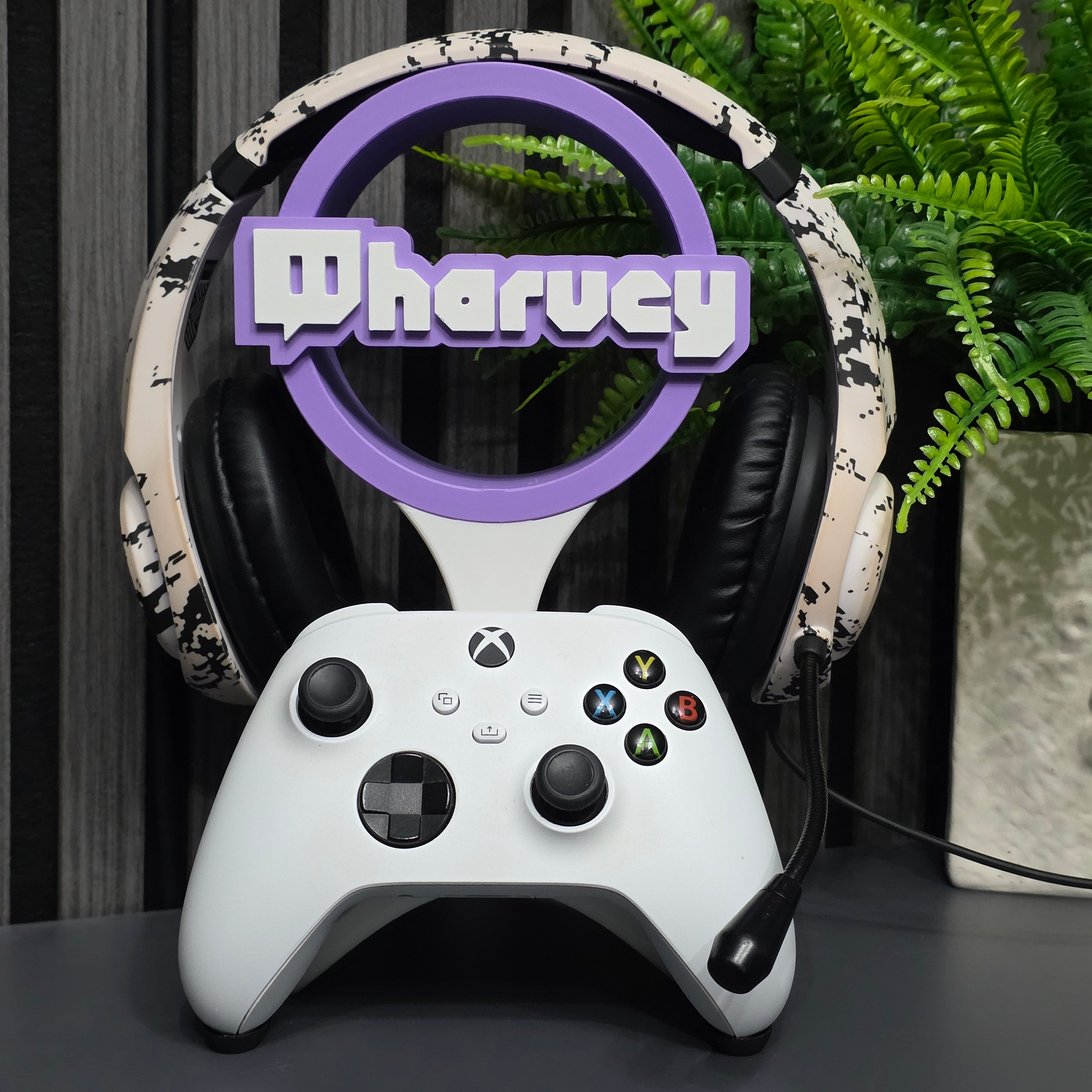 Personalised Headset/Controller Holder