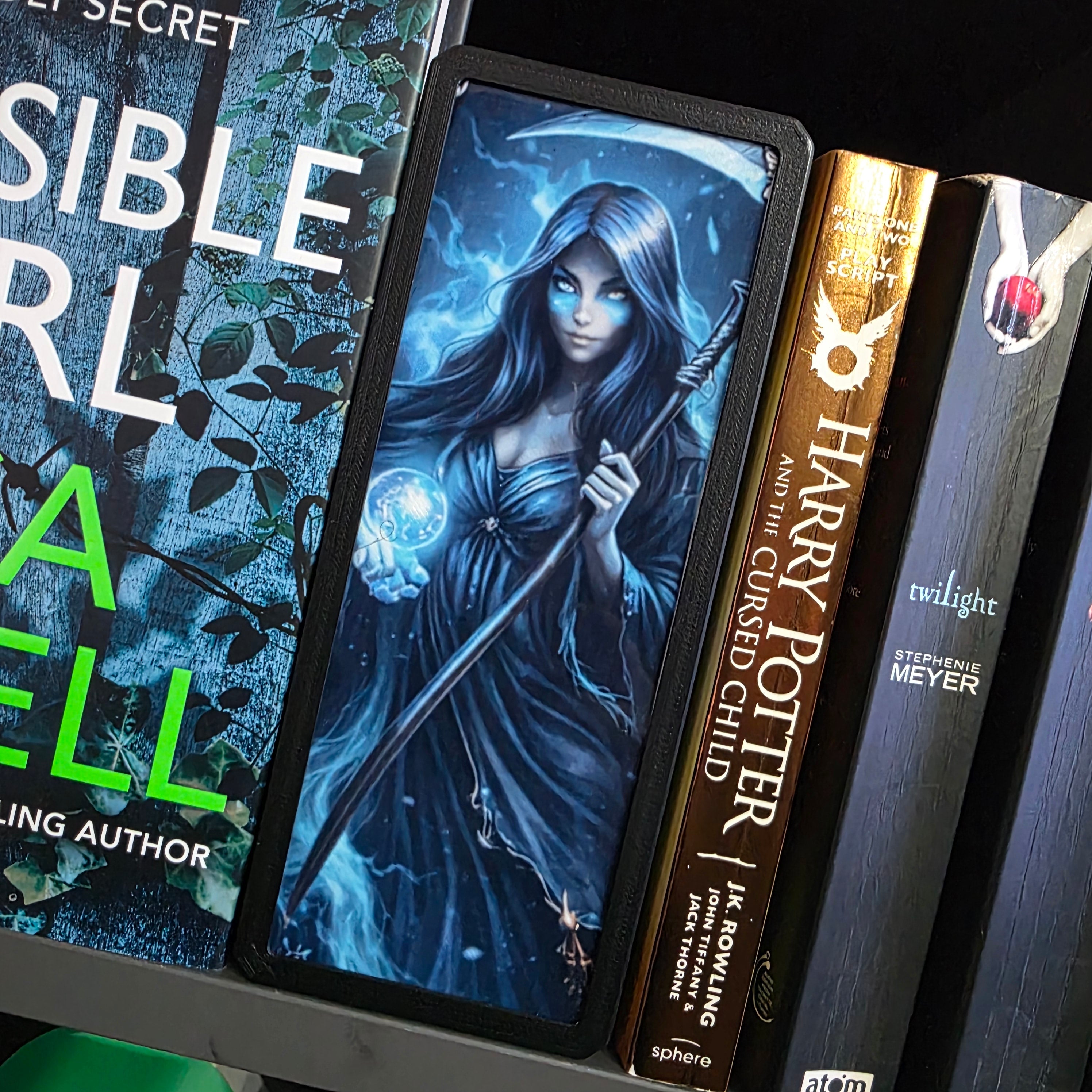Fantasy Reaper LED Book Nooks